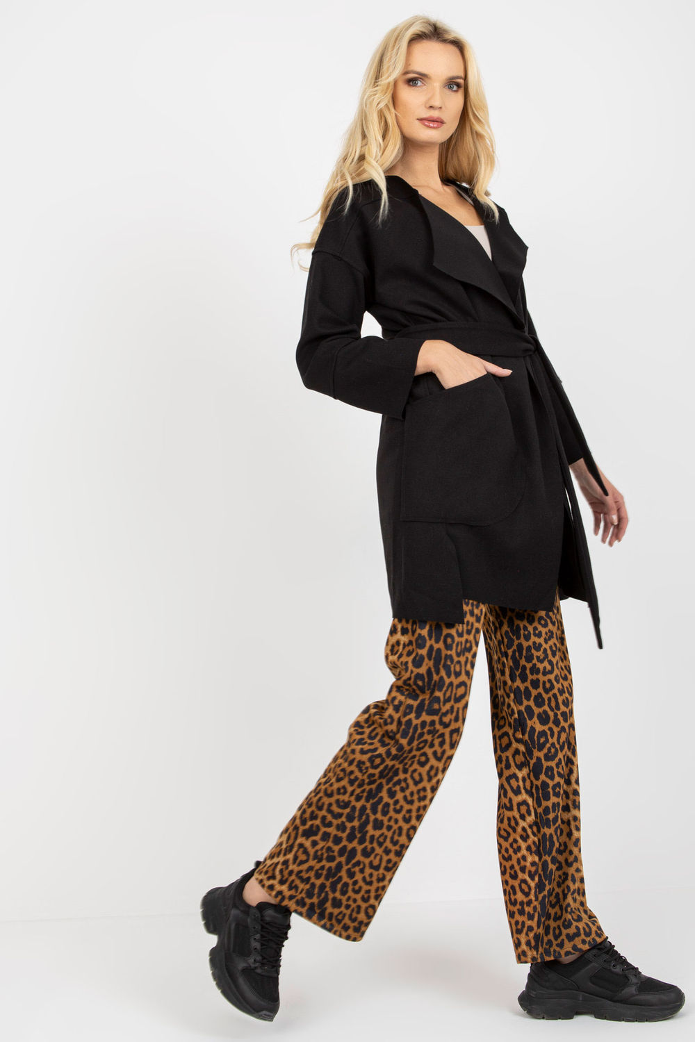 Płaszcz Damski Model TW-PL-BE-M125.21 Black - Och Bella171329 - Czarny - obrazek 2