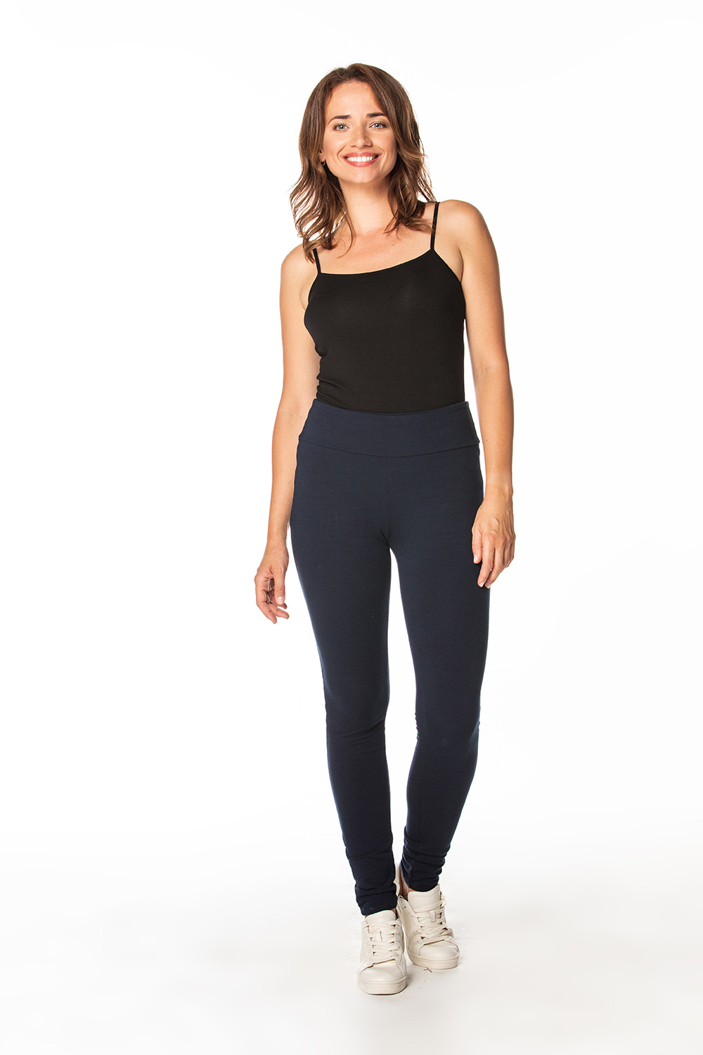Spodnie Dresowe Model T370/4 Navy - Tessita171895 - Granatowy