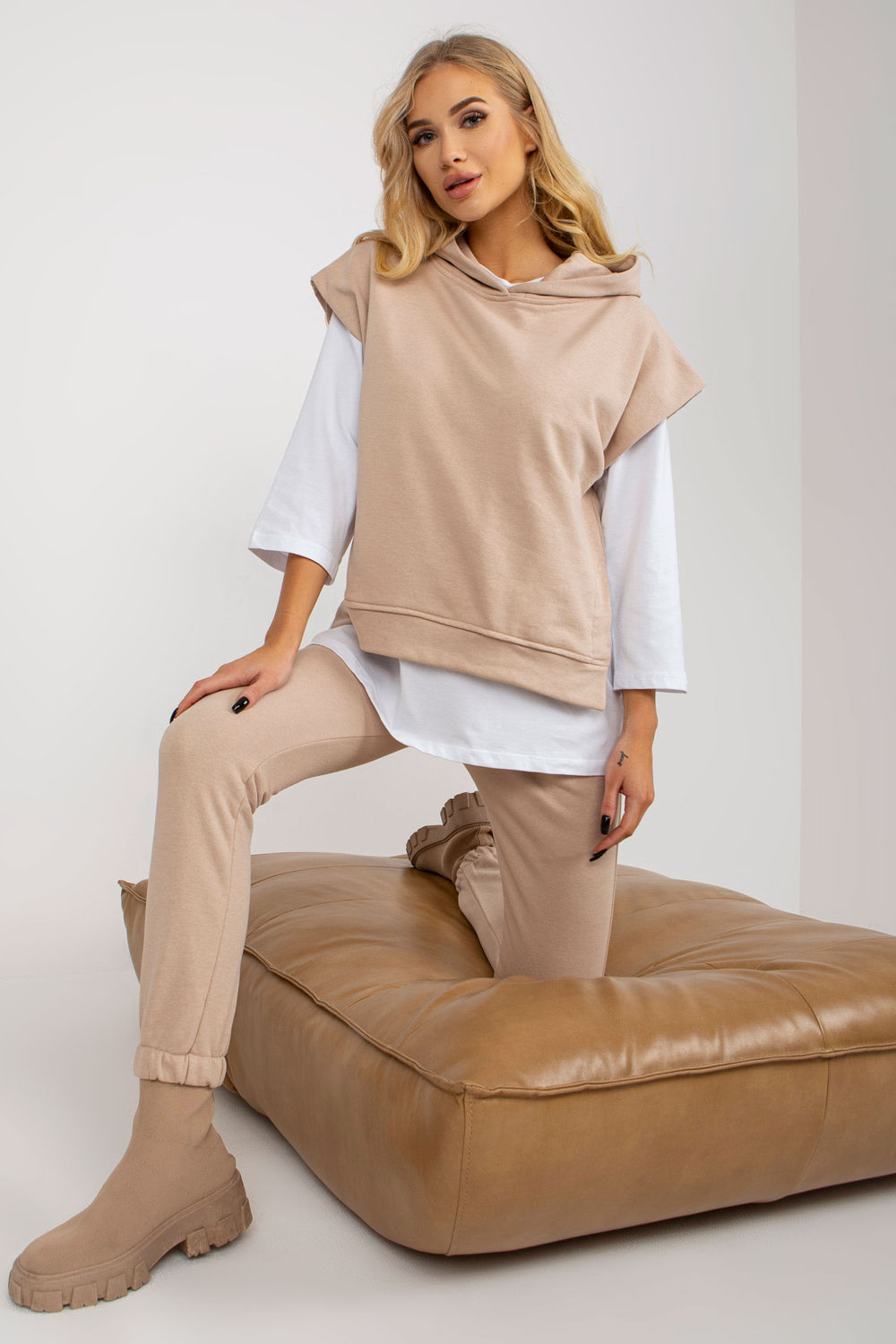 Spodnie Komplet Model EM-KMPL-764.64 Beige - Ex Moda174620 - Beżowy