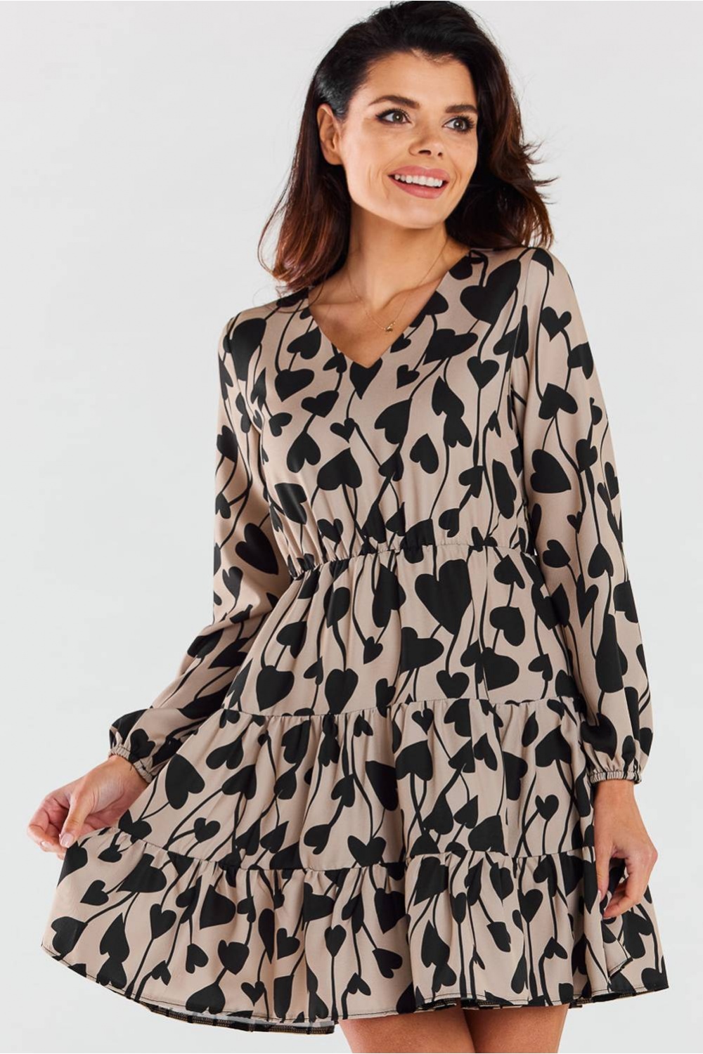 Sukienka Model A470 Beige/Black Hearts - awama176851 - Beżowy