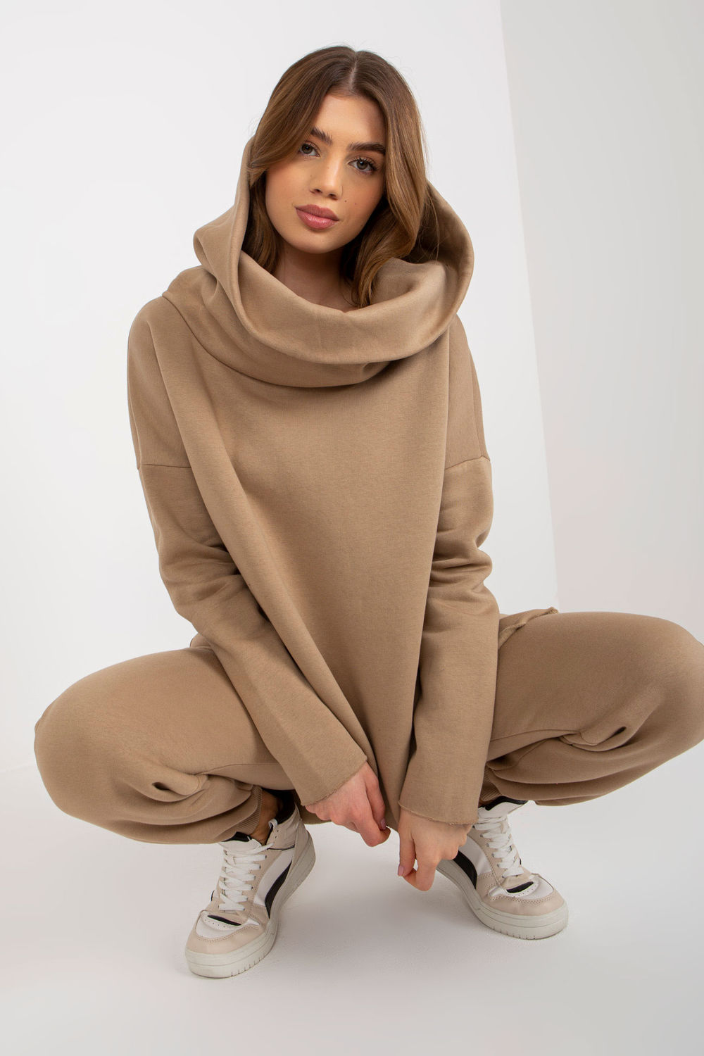 Spodnie Komplet Model EM-KMPL-632.13 Dark Beige - Ex Moda177010 - Beżowy - obrazek 2
