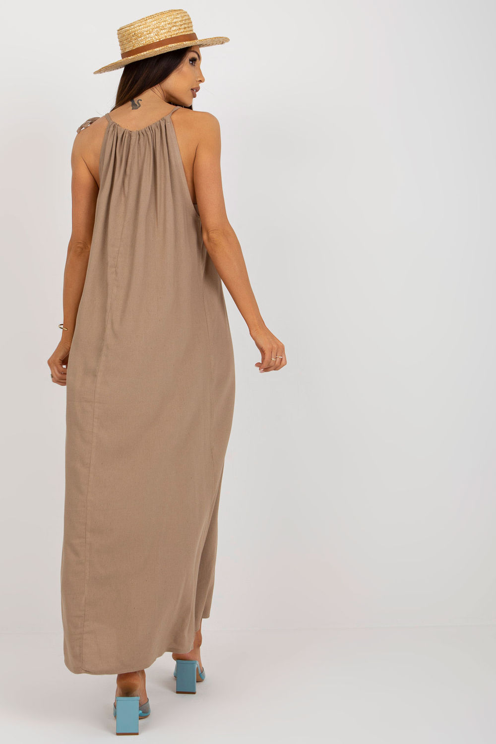 Sukienka Model TW-SK-BE-203D.38P Dark Beige - Och Bella179794 - Beżowy - obrazek 3