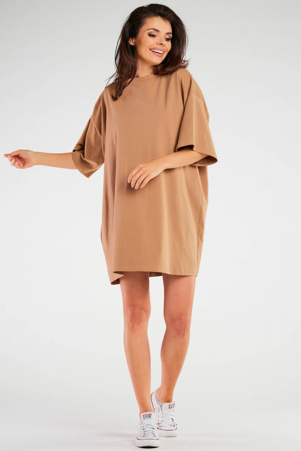 Sukienka Model M255 Beige - Infinite You181288 - Beżowy - obrazek 2
