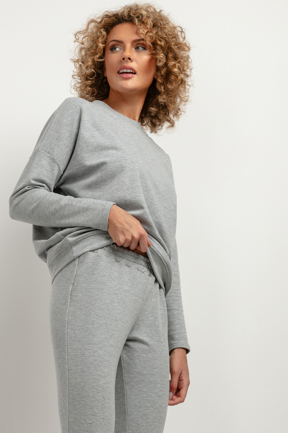 Bluza Damska Model T381/2 Light Grey - Tessita183221 - Szary