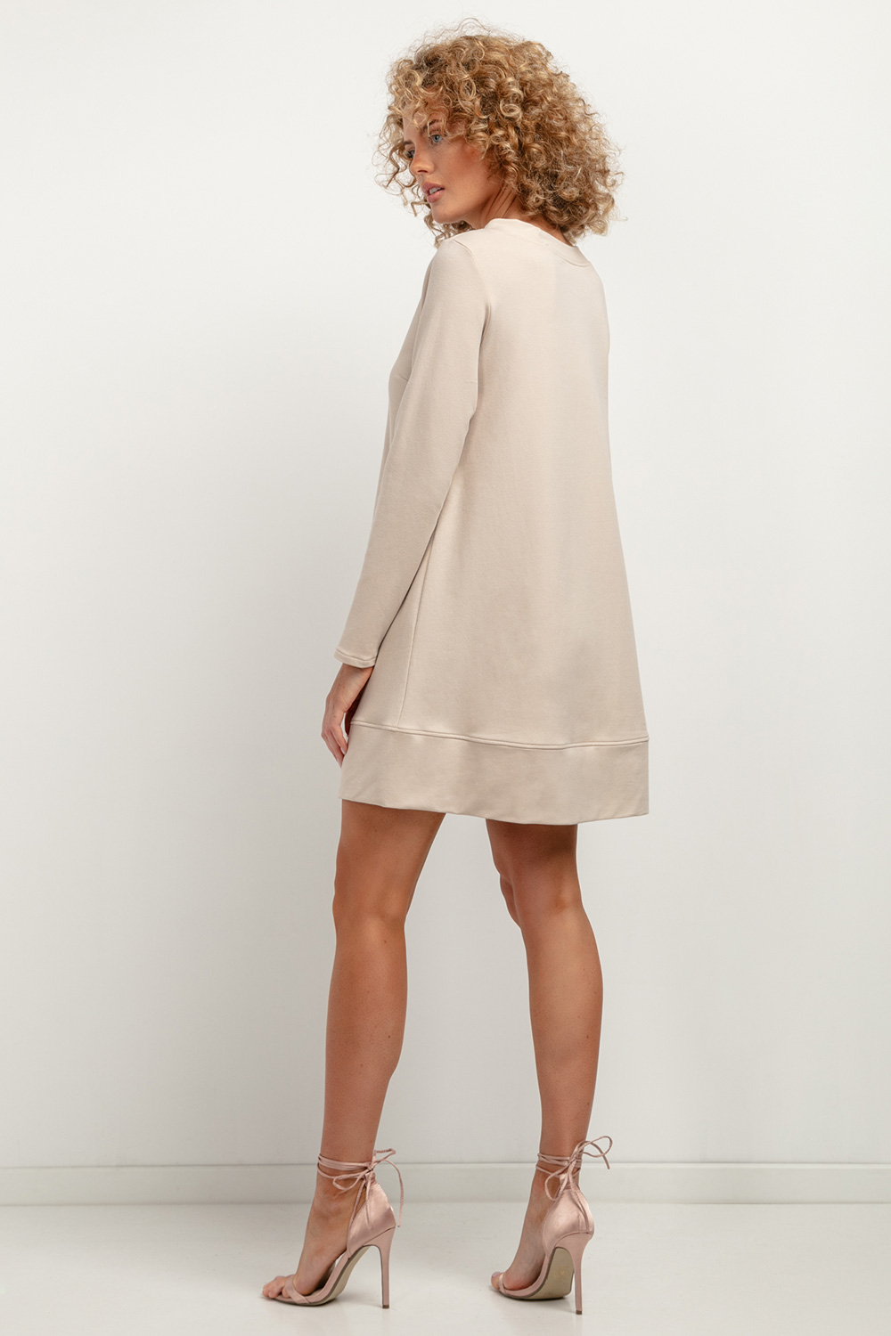 Sukienka Model T378/3 Light Beige - Tessita184405 - Beżowy - obrazek 3