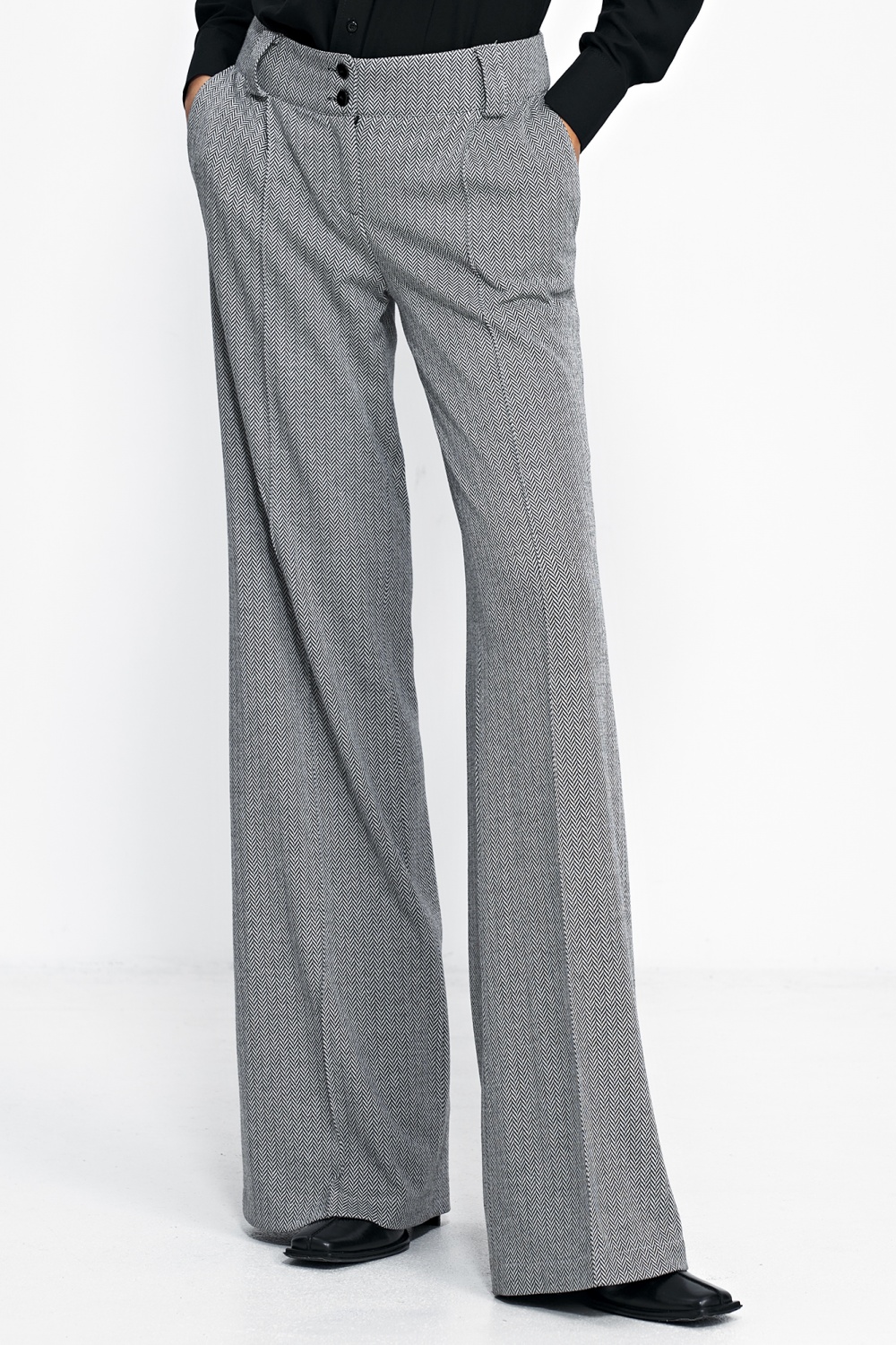 Spodnie wide leg w czarną jodełkę SD82 Black - Nife184593 - Czarny
