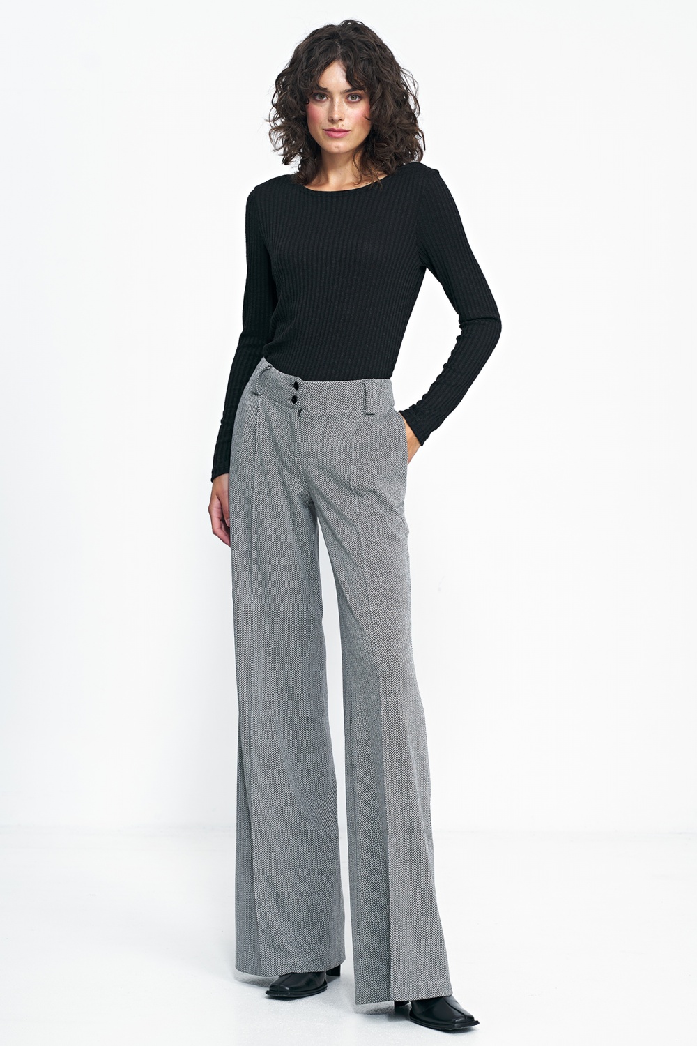 Spodnie wide leg w czarną jodełkę SD82 Black - Nife184593 - Czarny - obrazek 2