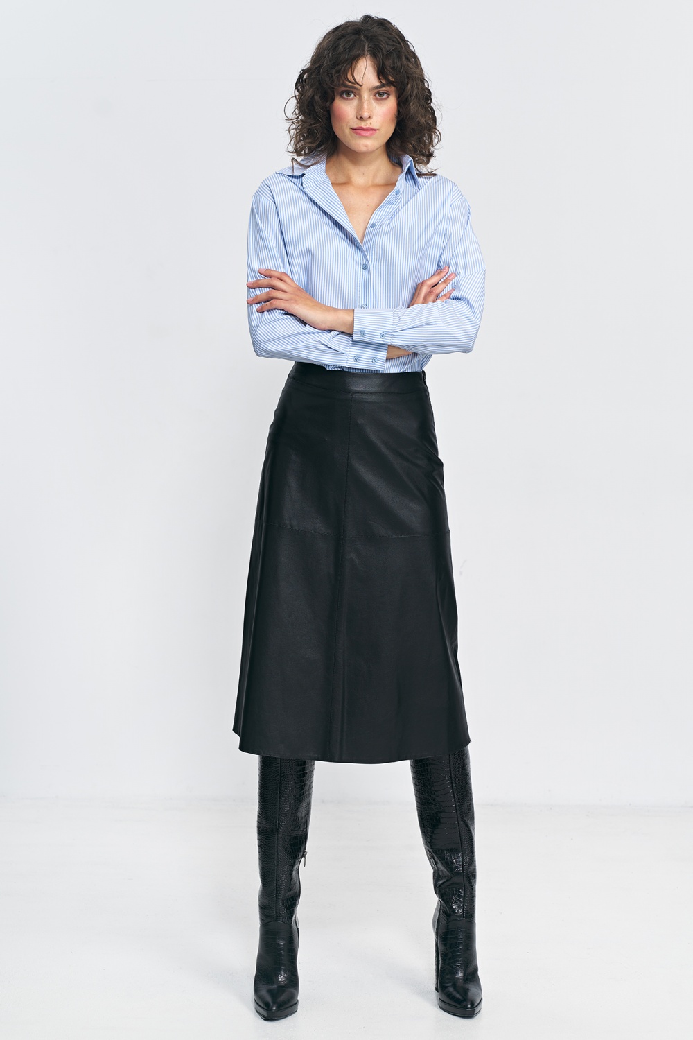 Spódnica Czarna trapezowa spódnica z ecoskóry SP73 Black - Nife184596 - Czarny - obrazek 2