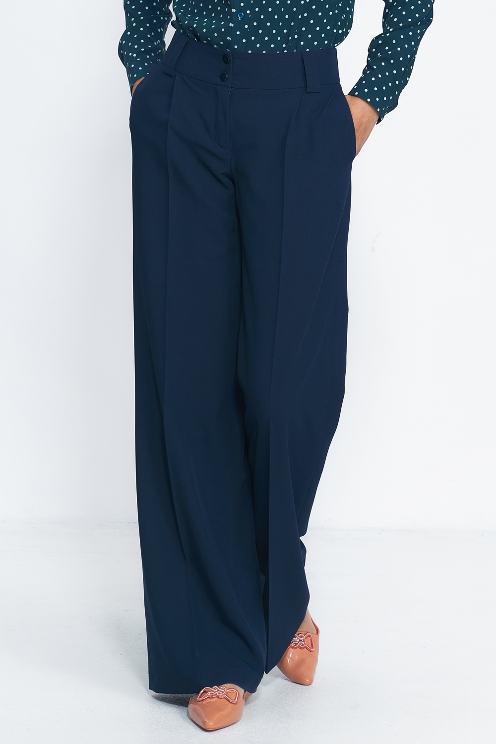 Granatowe spodnie typu wide leg SD81 Navy - Nife186118 - Granatowy